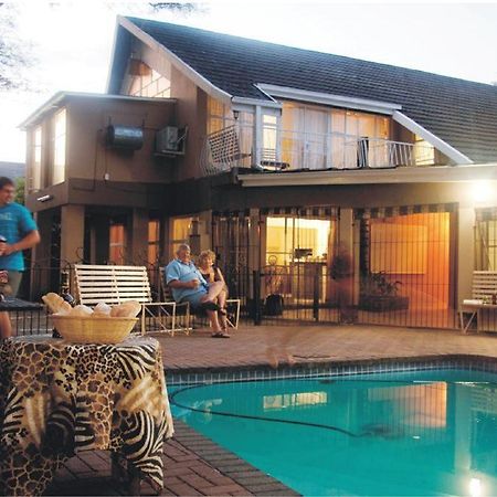 Rustenburg Guesthouse Buitenkant foto
