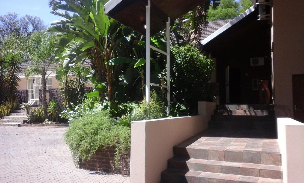 Rustenburg Guesthouse Buitenkant foto